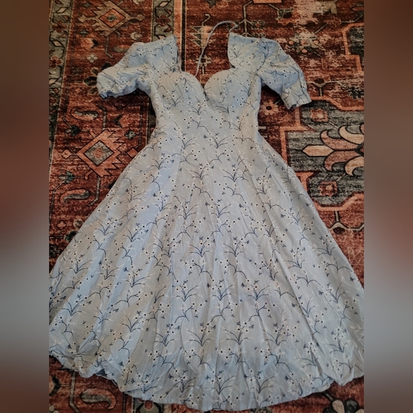 So Vintage Dresses & Skirts - Elegant Blue Floral Midi Dress